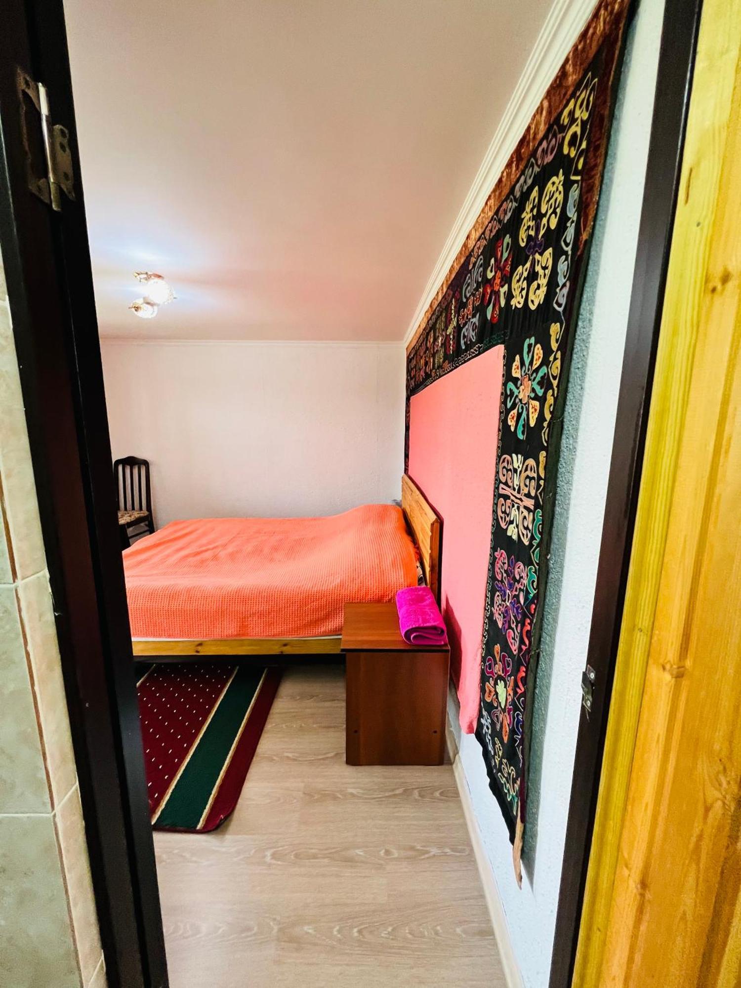 Guest House Kagan Toktogul エクステリア 写真