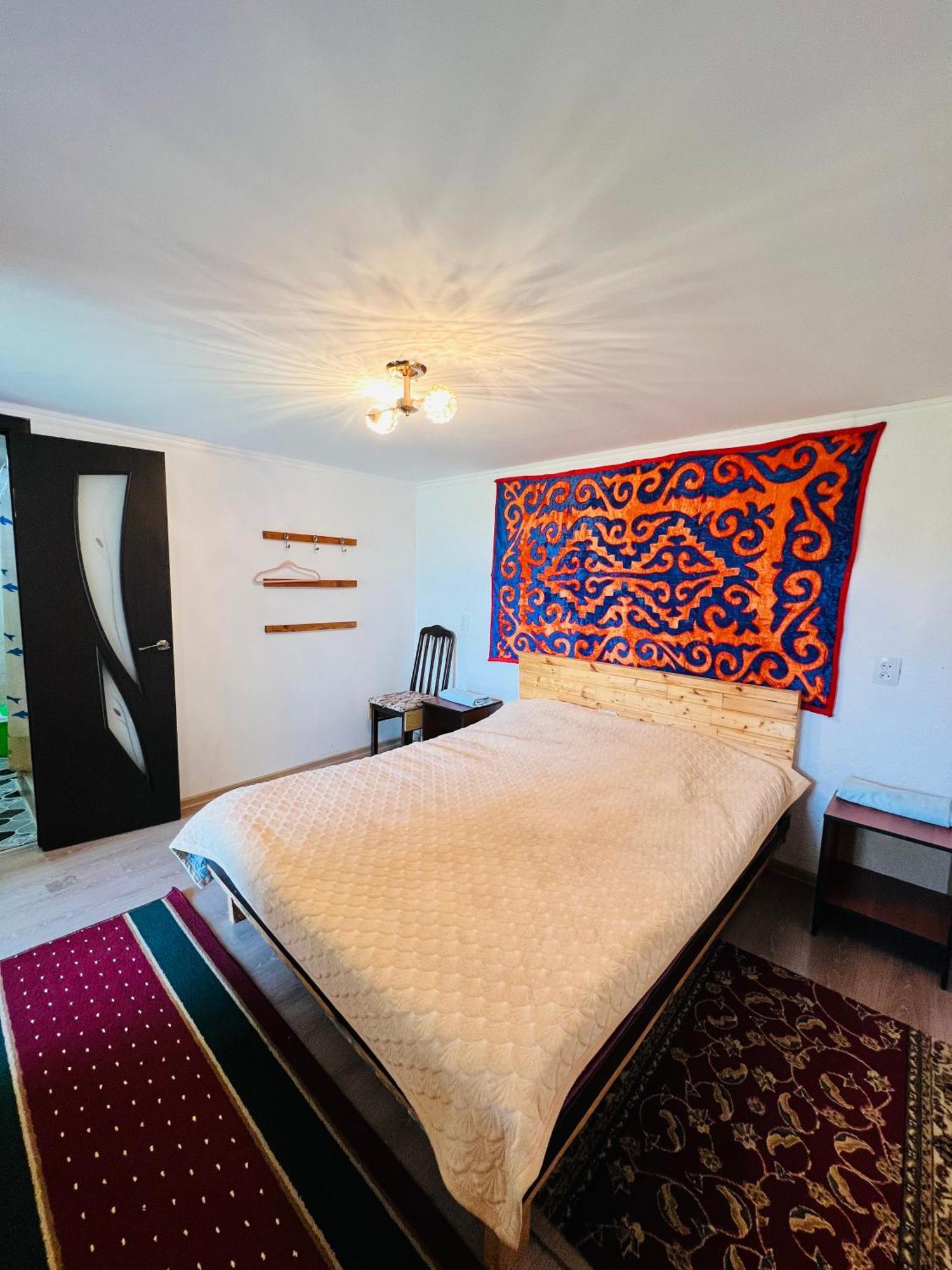 Guest House Kagan Toktogul エクステリア 写真