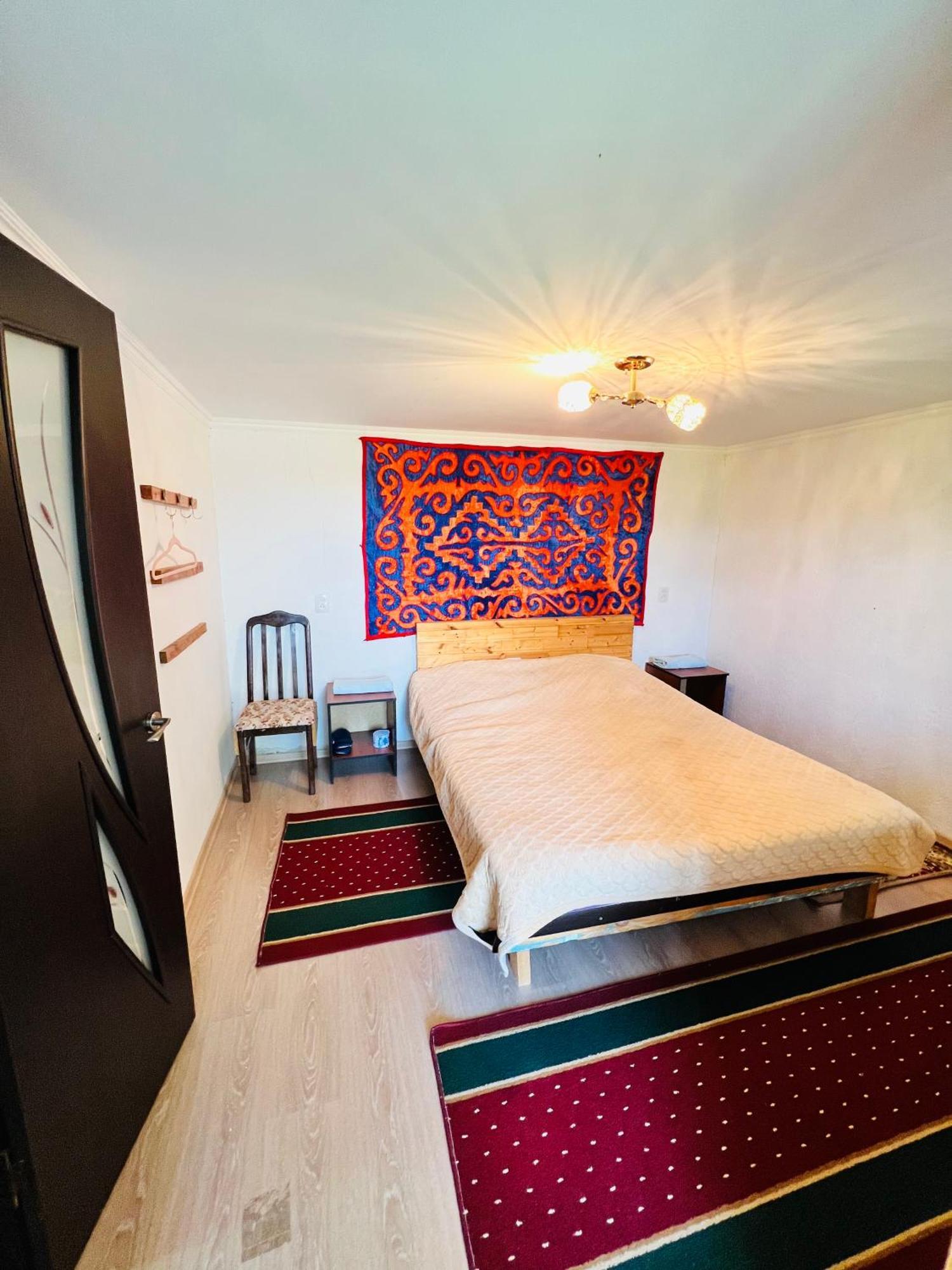Guest House Kagan Toktogul エクステリア 写真