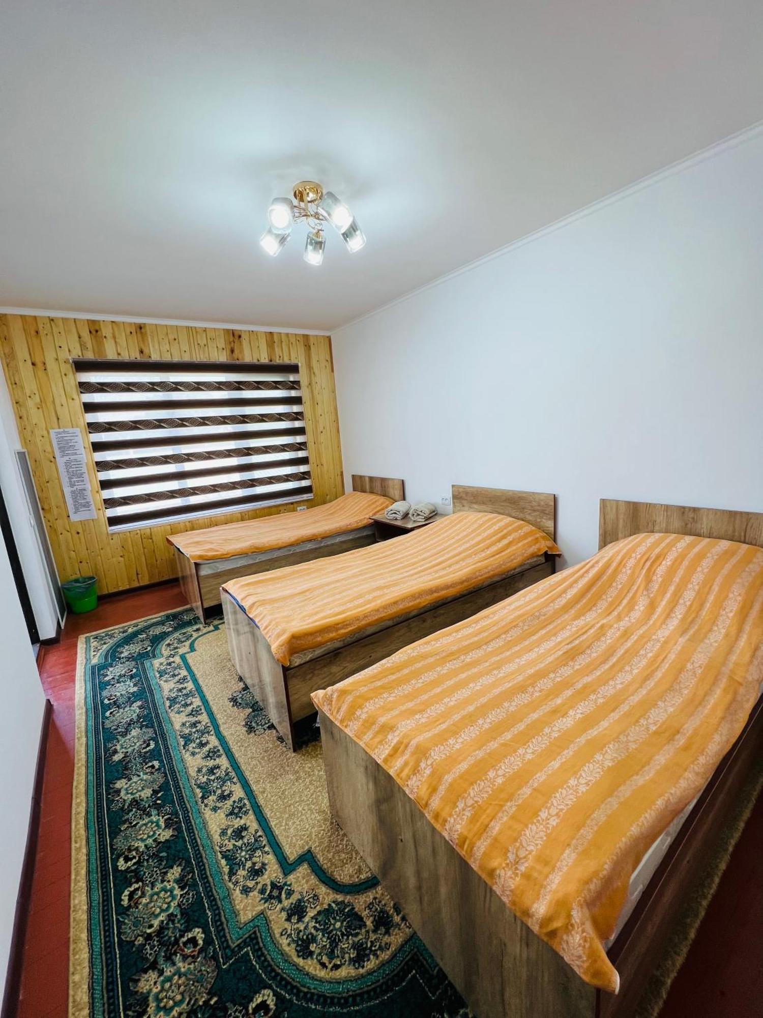 Guest House Kagan Toktogul エクステリア 写真