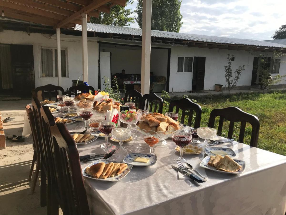 Guest House Kagan Toktogul エクステリア 写真
